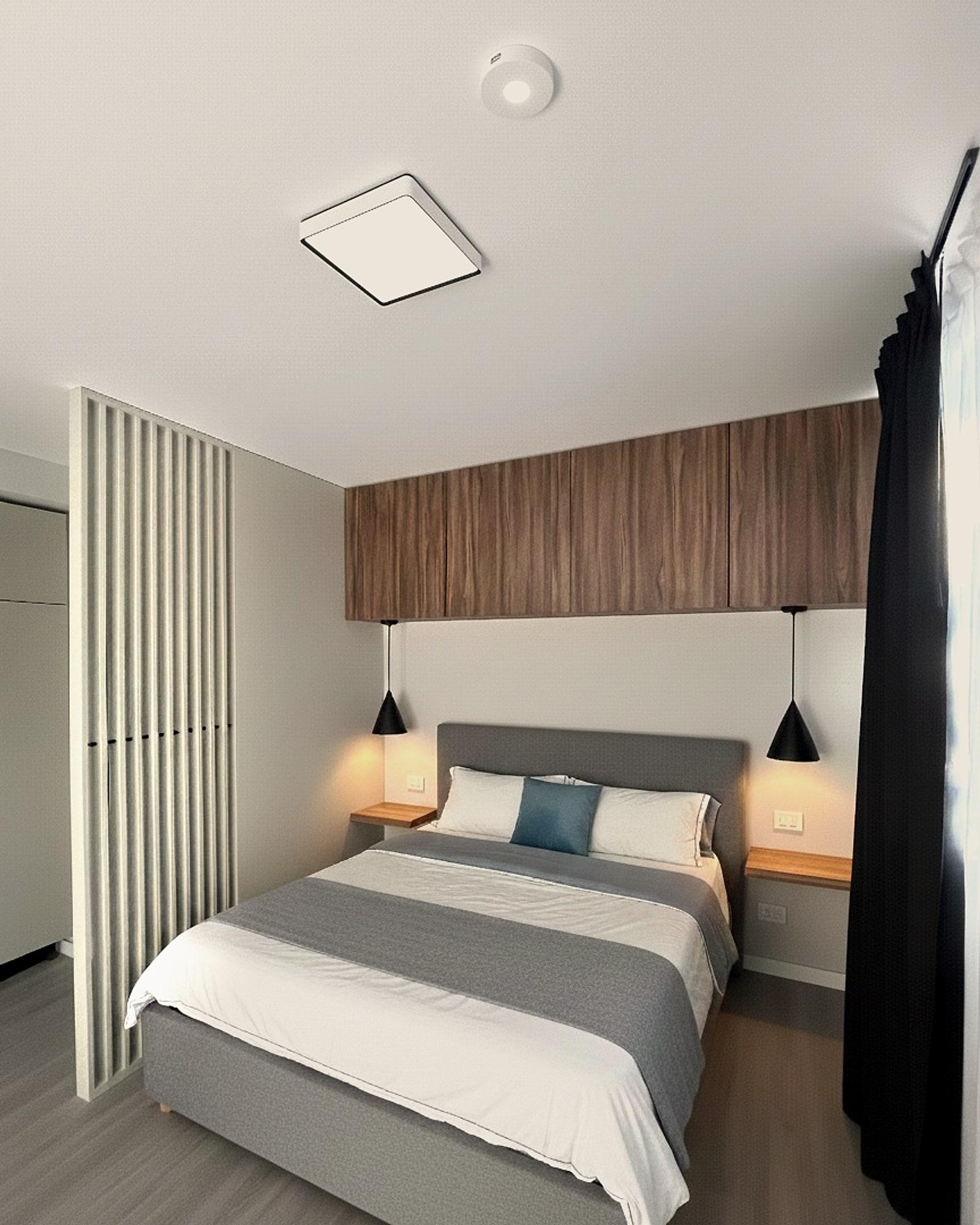 Dormitorio con revestimiento de listones y placard alto en madera